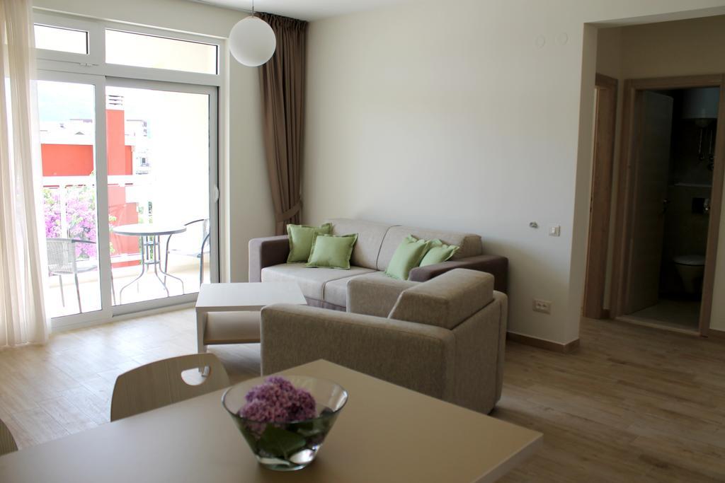 Apartments Lavanda Budva Bilik gambar