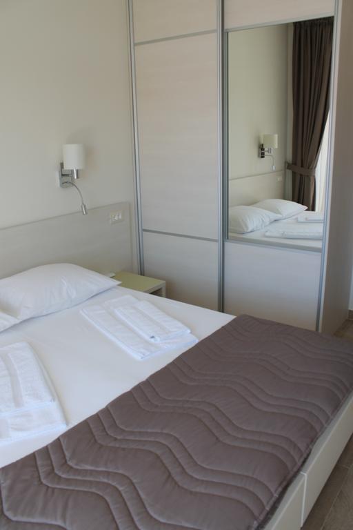 Apartments Lavanda Budva Bilik gambar